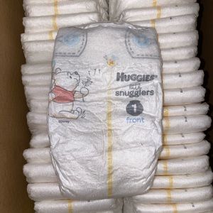 Partial Pack Huggies Snugglers (SIZE 1)